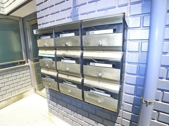 物件外観写真4　(建物設備)