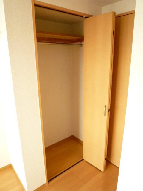 物件内観写真10　(収納)