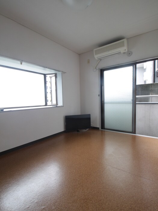 物件内観写真22　(居室)