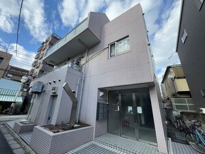 カ－サマイロ－ザ外観写真