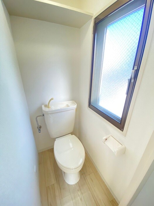 物件内観写真12　(トイレ)