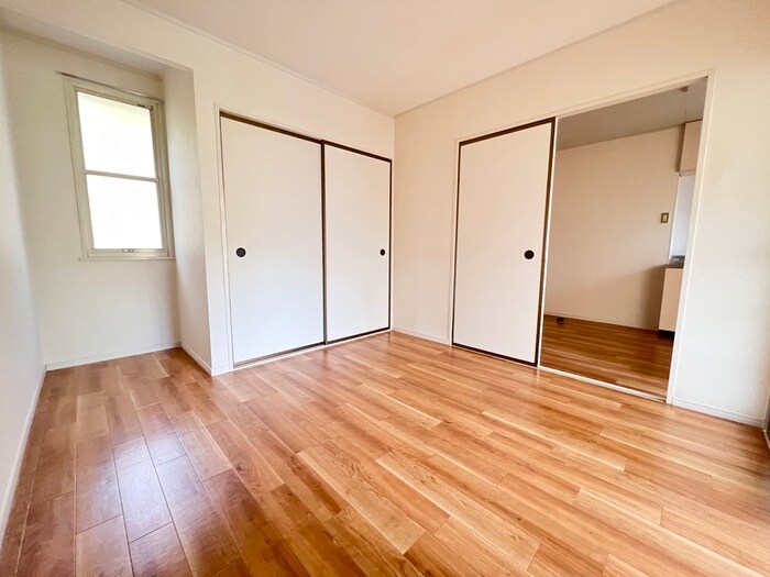 物件内観写真5　(居室)