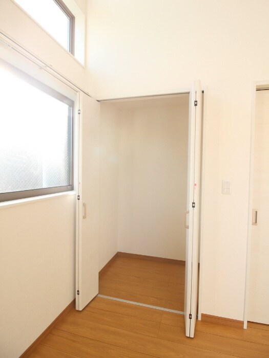 物件内観写真19　(収納)