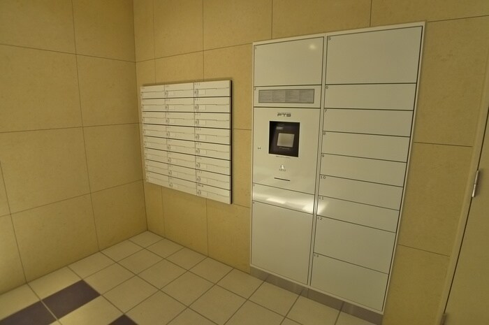 物件外観写真4　(建物設備)