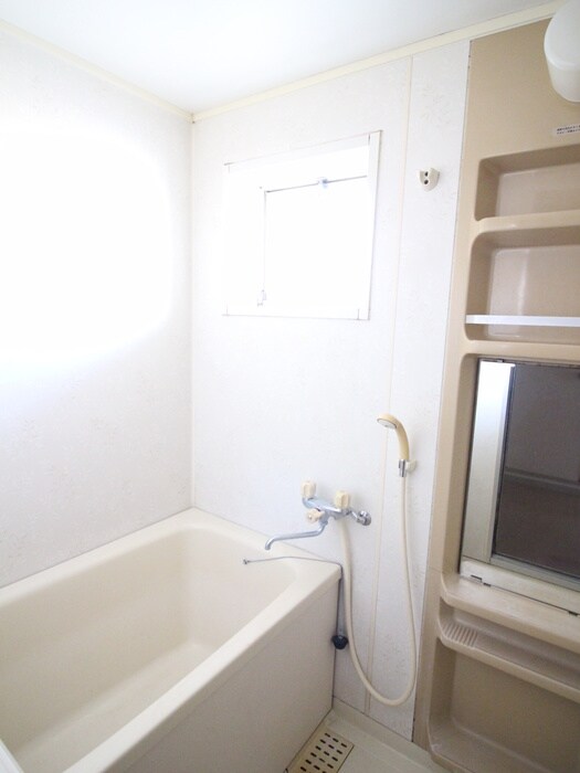 物件内観写真16　(バス／シャワールーム等)