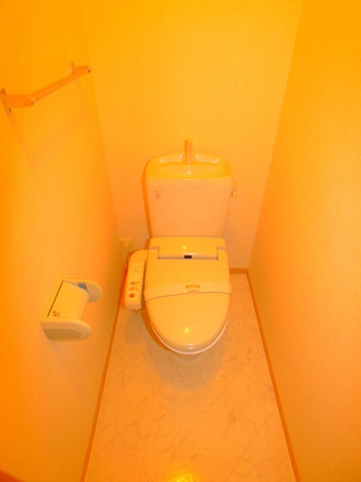 物件内観写真15　(トイレ)