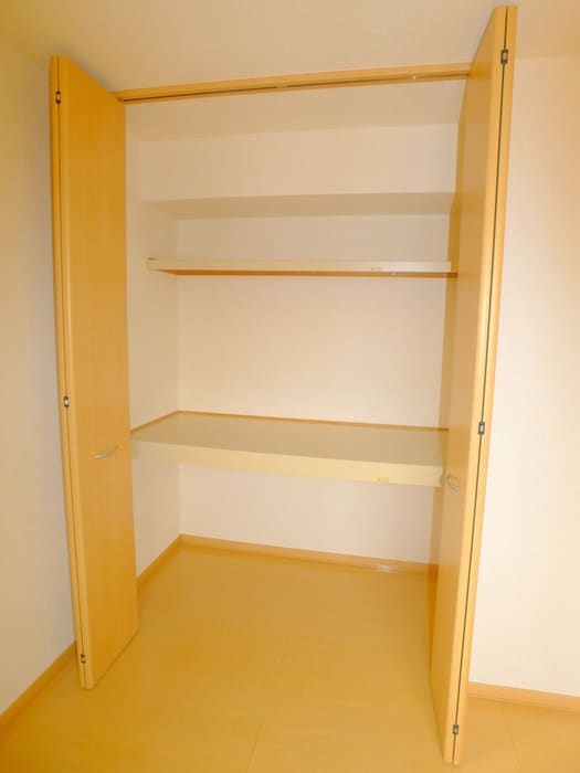 物件内観写真18　(収納)