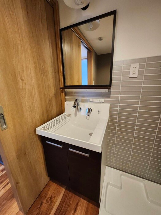 物件内観写真12　(洗面)