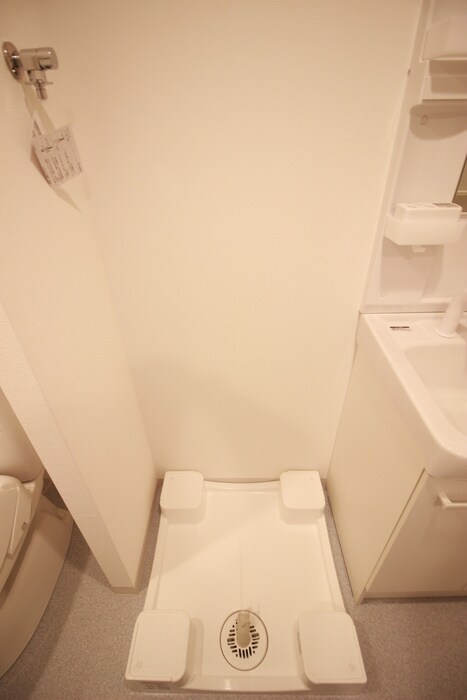 物件内観写真15　(洗濯機置場)