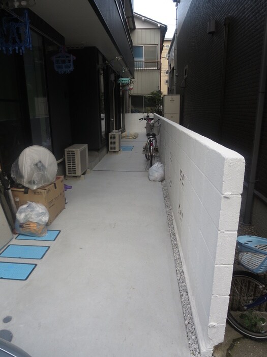 物件外観写真6　(駐輪場)