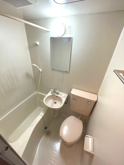 物件内観写真10　(バス／シャワールーム等)