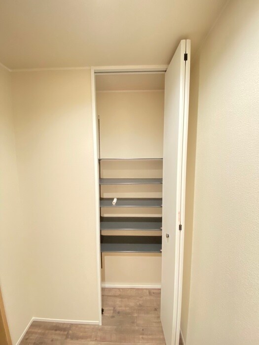 物件内観写真15　(靴箱)