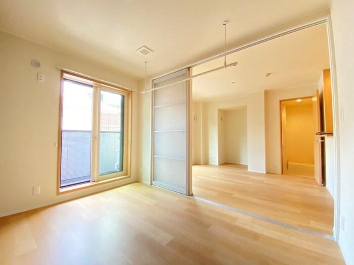 物件内観写真18　(居室)