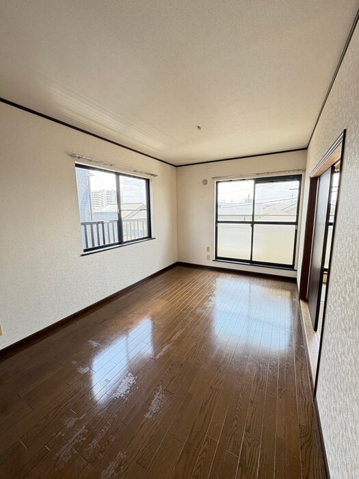 物件内観写真8　(居室)