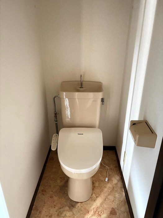 物件内観写真14　(トイレ)