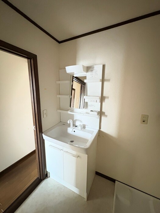 物件内観写真15　(洗面)