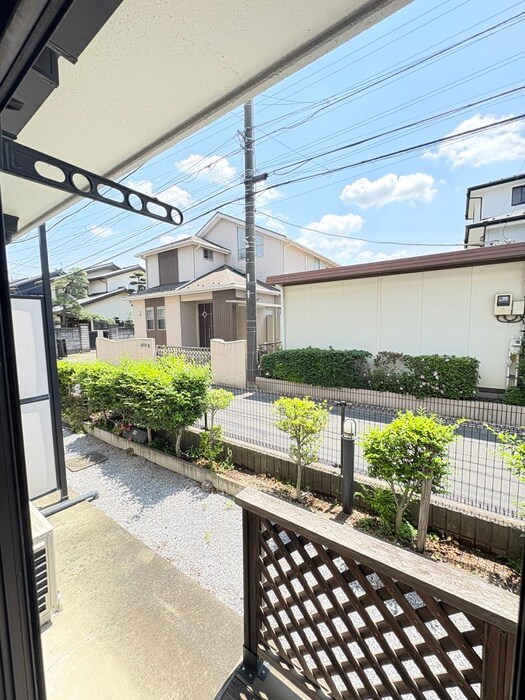 物件内観写真15　(室内からの展望)