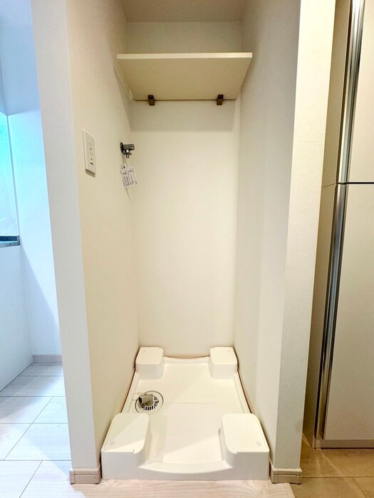 物件内観写真19　(洗濯機置場)