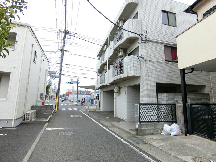 物件外観写真5　(周辺環境)