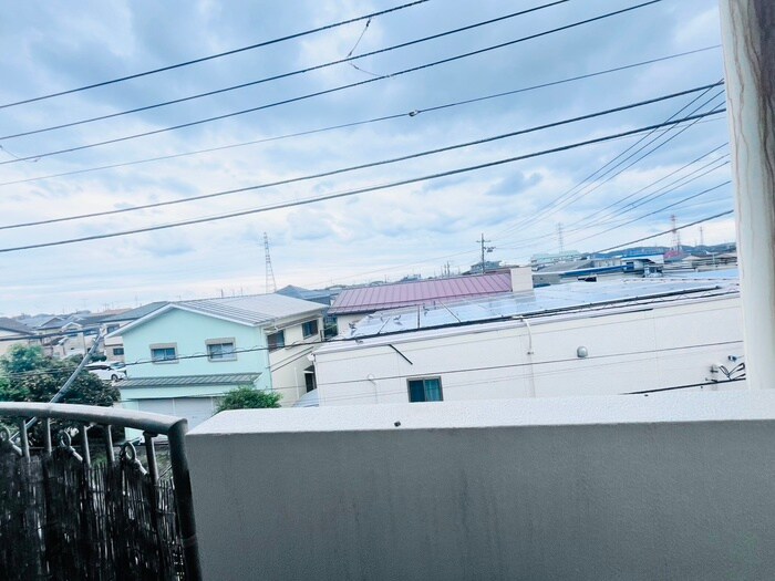 物件内観写真20　(室内からの展望)