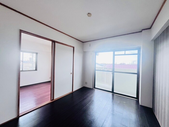 物件内観写真21　(居室)