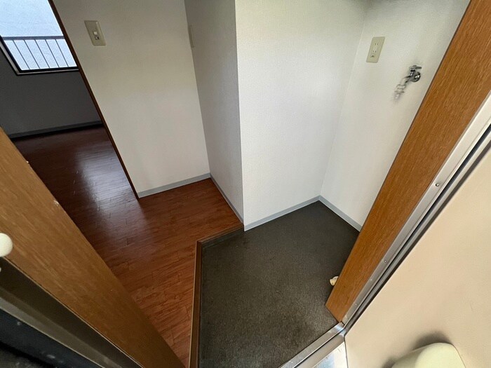 物件内観写真15　(玄関)