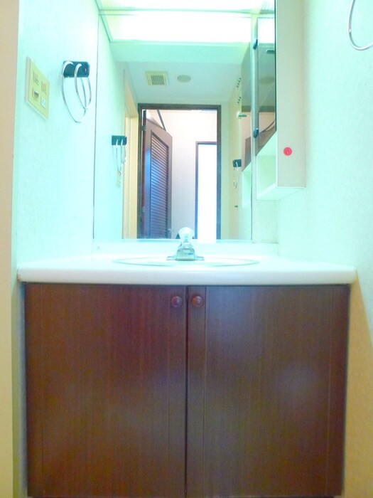 物件内観写真7　(洗面)