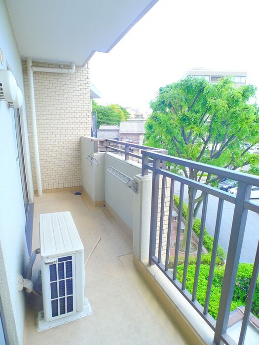 物件内観写真8　(ベランダ・バルコニー)