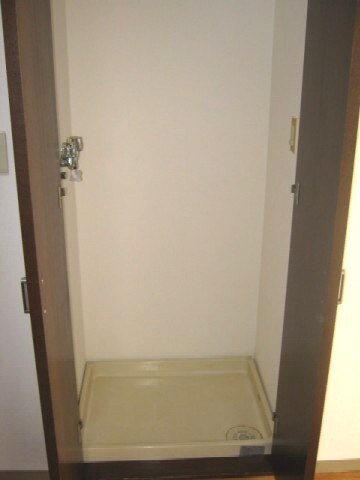 物件内観写真13　(収納)