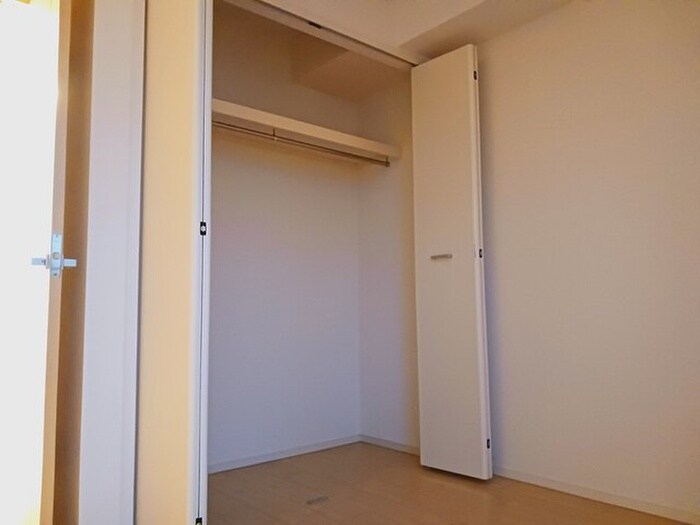 物件内観写真15　(収納)