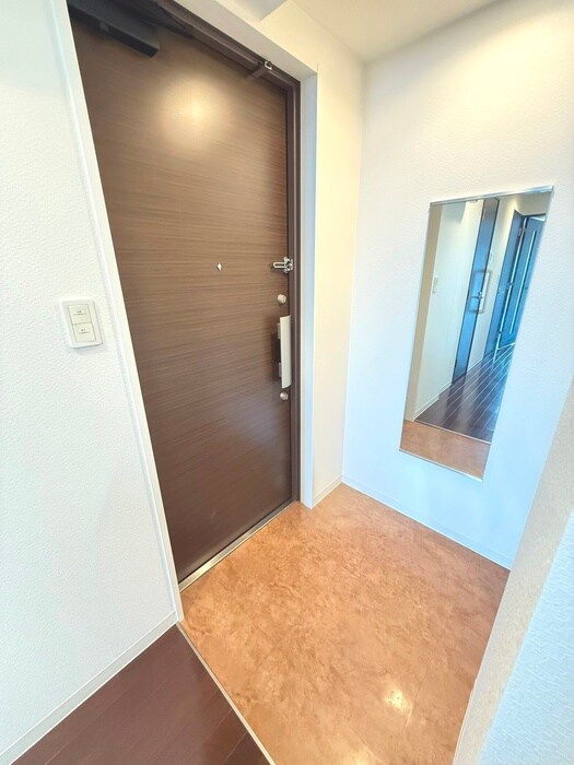 物件内観写真14　(玄関)