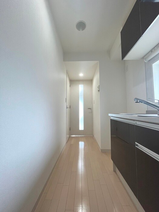 物件内観写真19　(廊下)