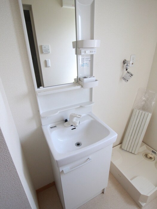 物件内観写真10　(洗面)