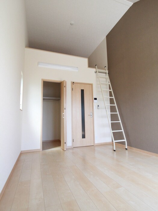 物件内観写真22　(居室)