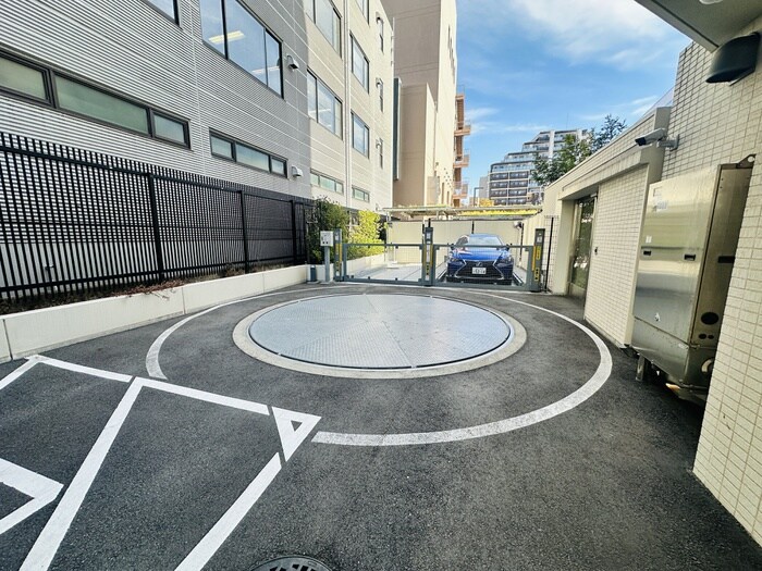 ディ―ムス東陽町の駐車場