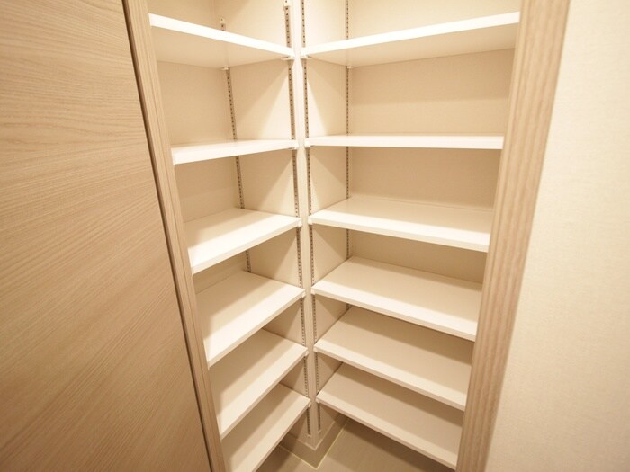 物件内観写真11　(靴箱)