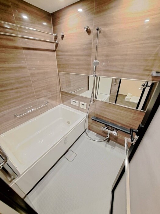 物件内観写真9　(バス／シャワールーム等)