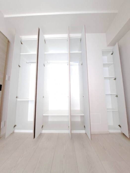 物件内観写真14　(収納)