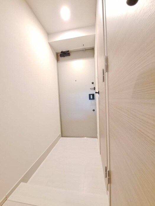 物件内観写真22　(玄関)