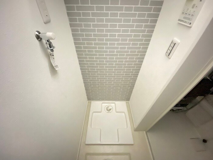 物件内観写真13　(洗濯機置場)