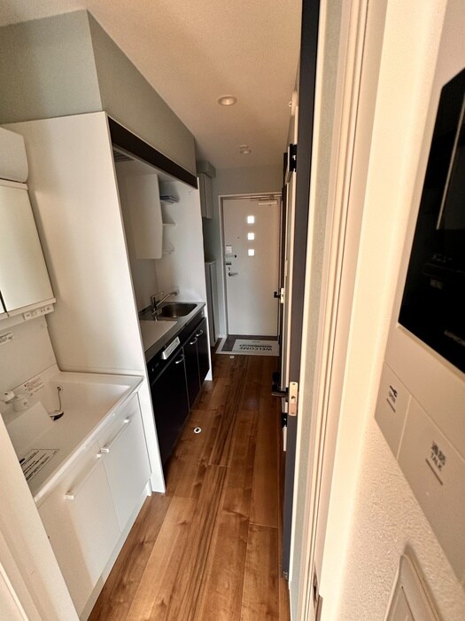 物件内観写真20　(廊下)