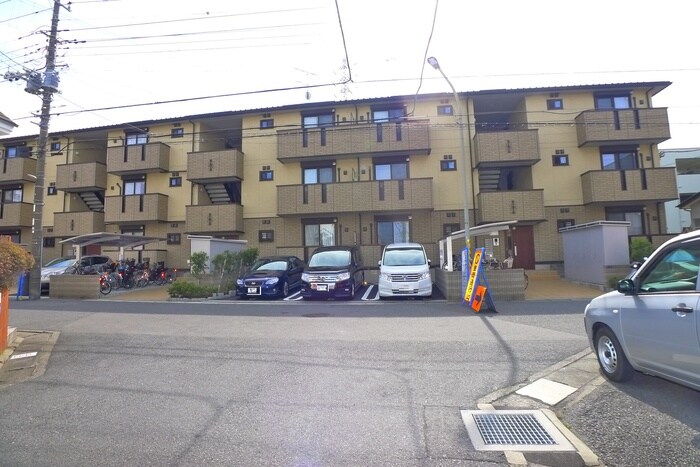 物件外観写真3　(外観写真)