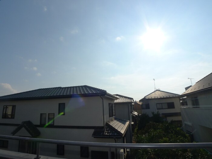 物件内観写真9　(室内からの展望)