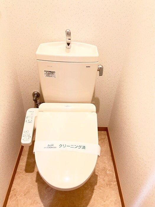 物件内観写真12　(トイレ)