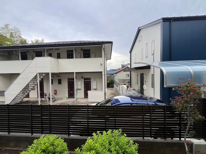 物件内観写真20　(室内からの展望)