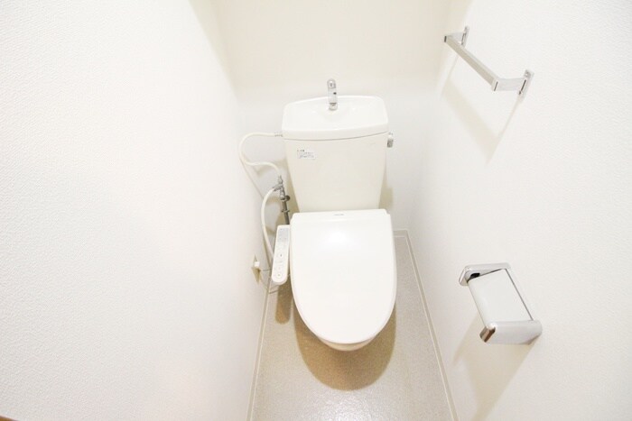 物件内観写真11　(トイレ)