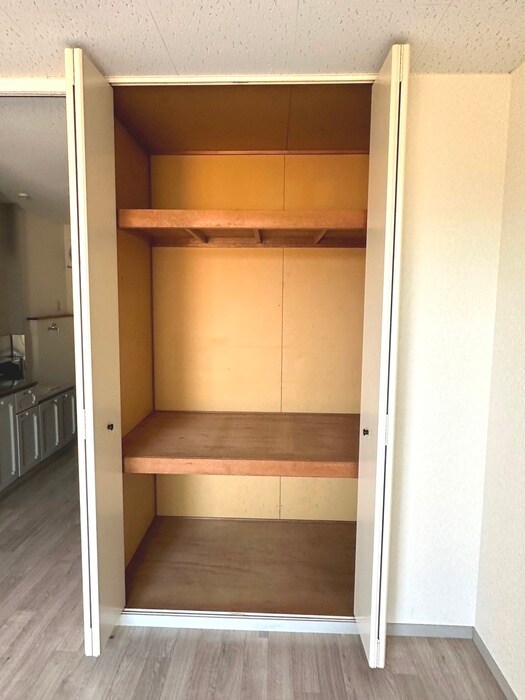 物件内観写真14　(収納)