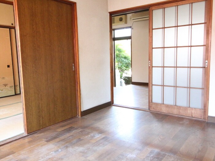 物件内観写真7　(居室)