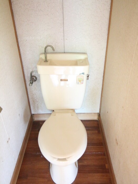 物件内観写真11　(トイレ)