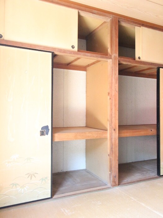 物件内観写真13　(収納)